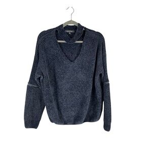 Strut & Bolt Navy Blue Chenille Cutout V-Neck Sweater M/L